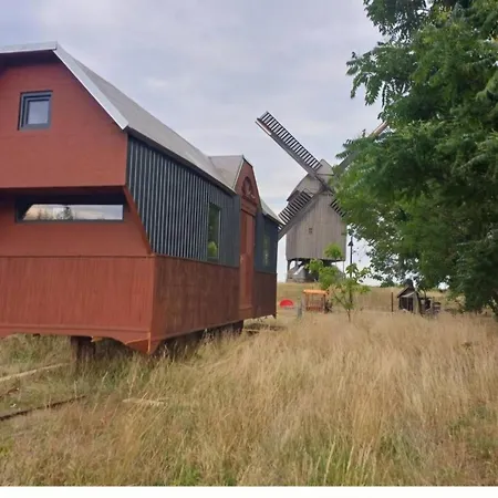 Kajas Schaeferwagen An Der Bockwindmuehle Beelitz